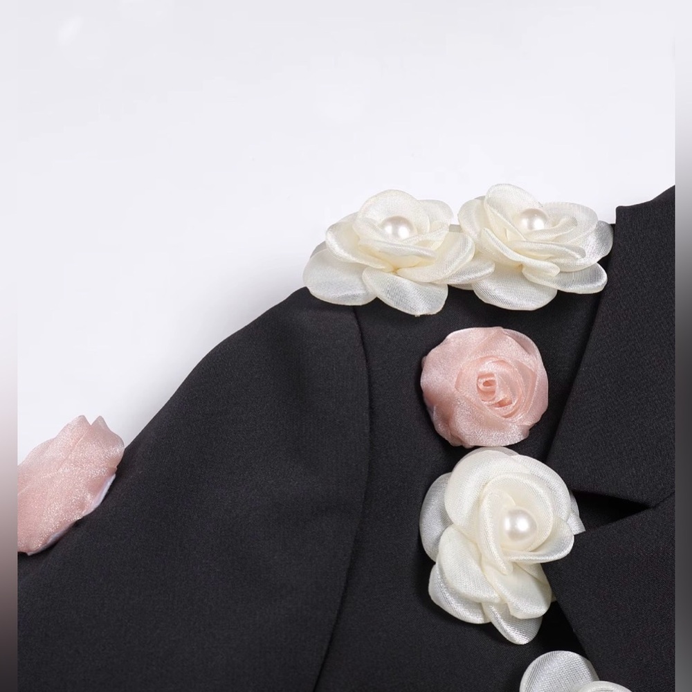 New Chic Black Floral Women's Blazer size S - Picture 4 of 11